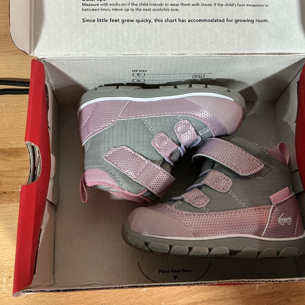 See Kai run baby gray mauve size 9